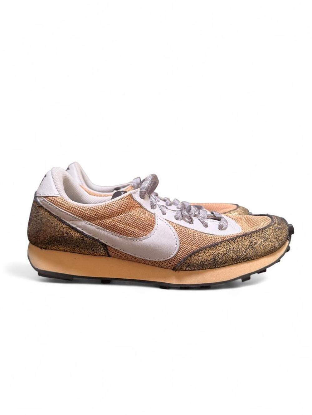 Nike Daybreak Golden Gals Women’s Size 6.5 DO5883